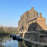 Creative Oasis In The Heart Of London